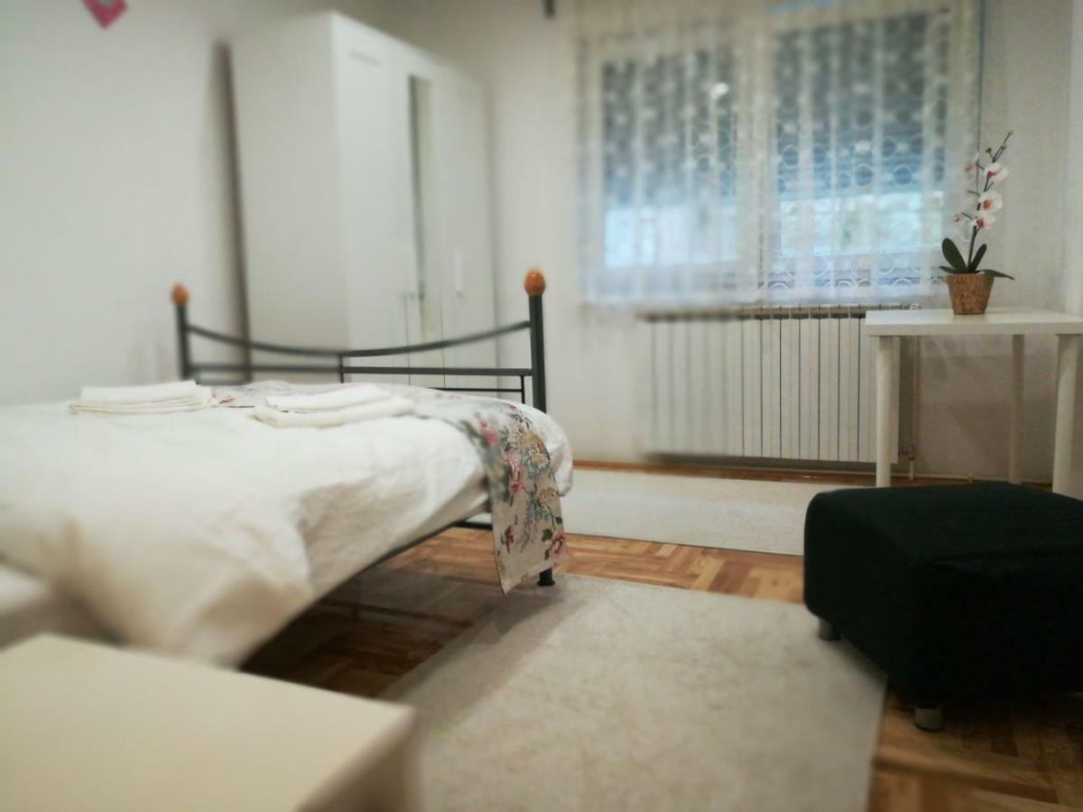 Apartman Sara Zagabria Esterno foto