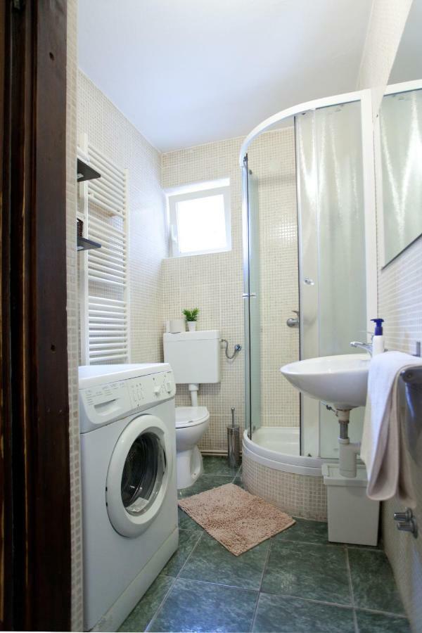 Apartman Sara Zagabria Esterno foto